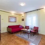 Damir Apartamento *