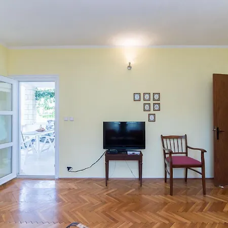 Apartman Damir Postira