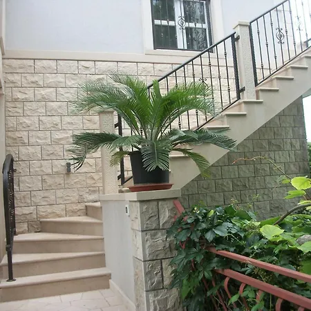 Damir Apartmán